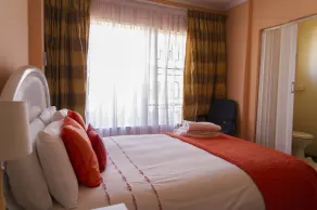 Motsolga Bed And Breakfast - Image 2