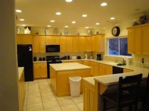 Hummingbird Springs Luxury Home - Image 4