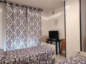 Hostal Restaurante Tanis - Image 4