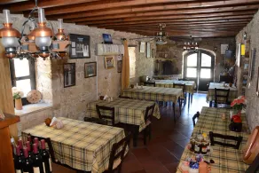 Amarakos Inn - Image 5