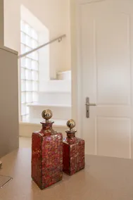 Bright & Spacious, two-floor Family Garden Home - Image 2