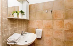 Beautiful Home in Kotor With 3 Bedrooms and Wifi - Image 4