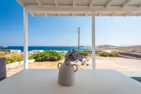 Seaview House Mandrakia - Image 2