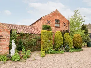 Clares Cosy Cottage - Image 2