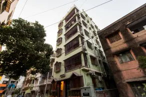 OYO Rooms Bangur Avenue - Image 3