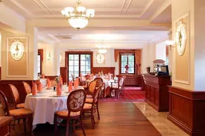 Hotel Palac Wisniewski - Image 3