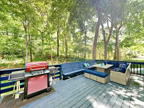 Remodeled 3br, Walk To Cotuit Ge 3 Bedroom Home - Image 3