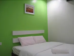FB Hotel By OYO Rooms - Image 5