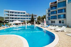 Iceberg Hotel - Image 5