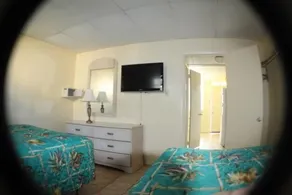 Sandpiper Motel - Image 4