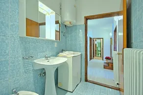 Casa Bizzarra - Image 3