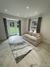 Lovely Two Bedroom Home - Image 5