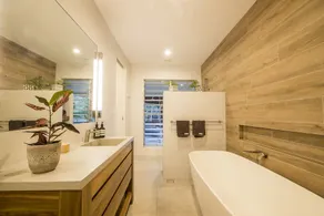 Apalie Retreat - Image 2