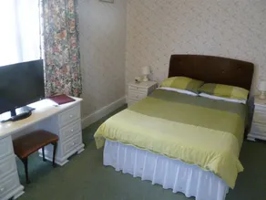 Longhope Guest House - Image 4