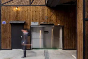 D Seven Suites - Image 3