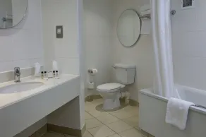 Corus Hyde Park Hotel - Image 4