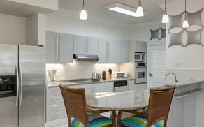 The Falls Townhouse 8 - Image 5