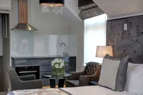 Best Western Chiswick Palace Suites - Image 4