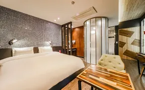 Motel 123 - Image 2