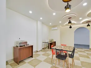 OYO Flagship 439 Krishna Living - Image 2