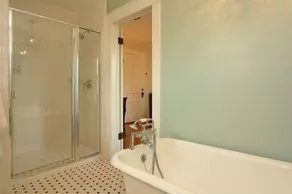 458 West Bed & Breakfast - Image 2