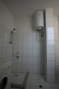 Bulldog Hostel & Club - Image 4