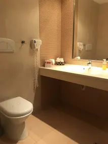 Platinum Rooms Aparthotel - Image 3