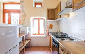Beautiful Home in Butkovici With Wifi and 2 Bedrooms - Image 5