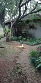 Tindlovu Country Lodge - Image 3