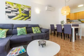 Robert's Apartment - Image 4