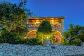 Orfeas Villa - Image 5