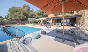 TH112 Great beachfront Deluxe villa with panoramic sea views - Image 4