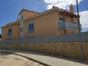 Oura Pereira Apartments - Image 5