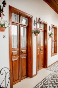Ranjous Hotel - Image 2