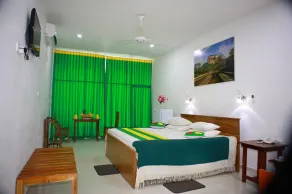 Acme Grand Hotel - Image 3