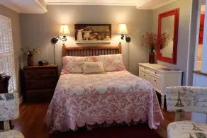 Heart of the HIlls Inn - Image 3