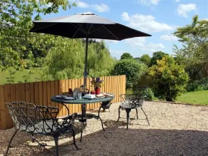 The Tin Barn - Image 2