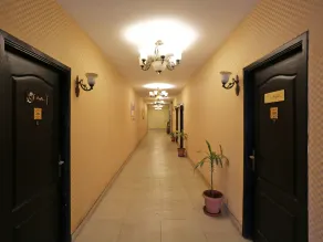 Queens Hotel of India - Image 4