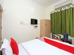 OYO 10510 Nayapalli - Image 2