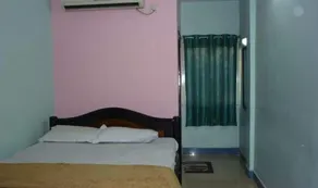 HotelTanmai Residency By Iroomz - Image 4