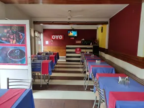 OYO 14420 Hotel Green Woods - Image 2