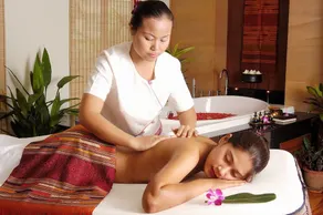Siam Royal View Resort Apartments - Image 2