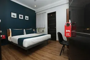 SilverKey Executive Stays 19650 Huda Star Mall - Image 2