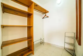 Capital O Hotel Villa Esperanza - Image 2