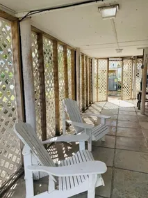 Wayne's World 3 Bedroom Home by RedAwning - Image 3