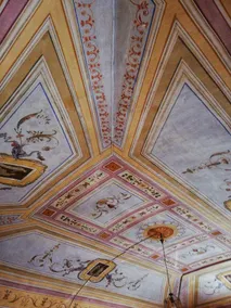 Holland International Rooms - Image 4