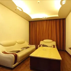 Jiuge Holiday Hotel - Image 3