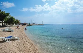 Beautiful Home in Suhi Potok With Wifi and 2 Bedrooms - Image 5