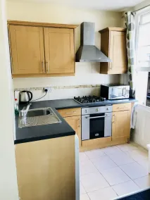 35 Swinton Street - Image 5