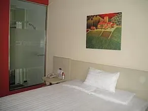 Hanting Express Shenyang Taiyuan Street - Image 3